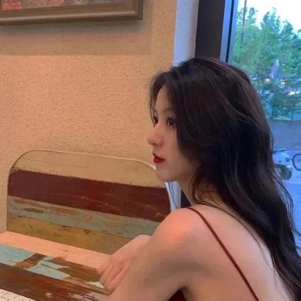 荒唐阿姨大电影